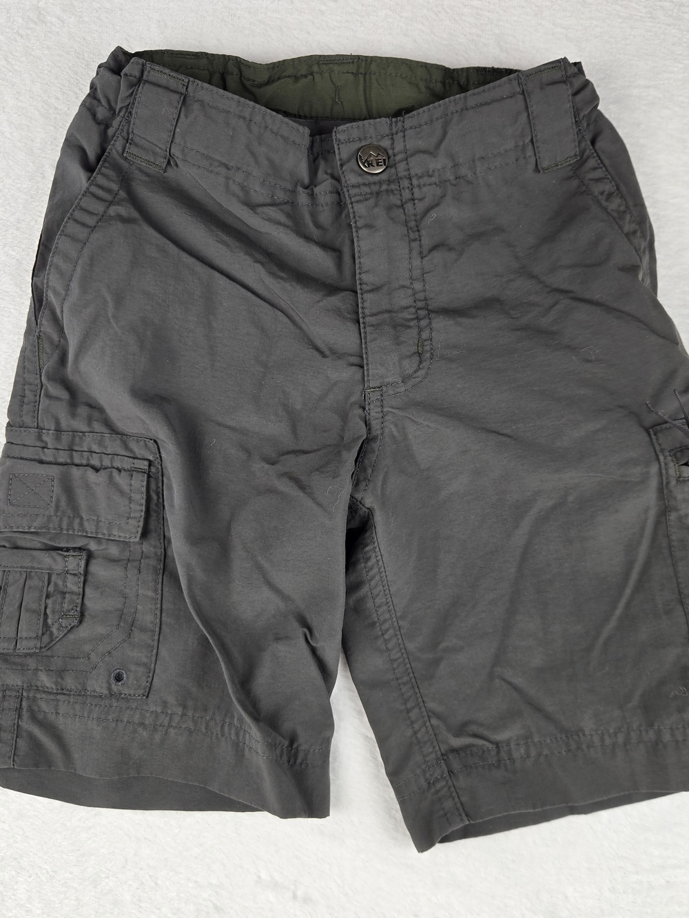REI Boys Tech Hiking Cargo Shorts Size 4/5 XXS Olive Zip Snap Adjustable